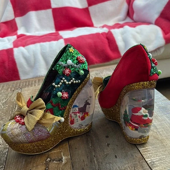 Irregular Choice Santa’s Globe Snowglobe Heels - Never Worn RARE - Picture 1 of 14